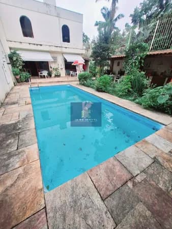 Casa de 4 suítes à venda no Alto da Boa Vista!!!