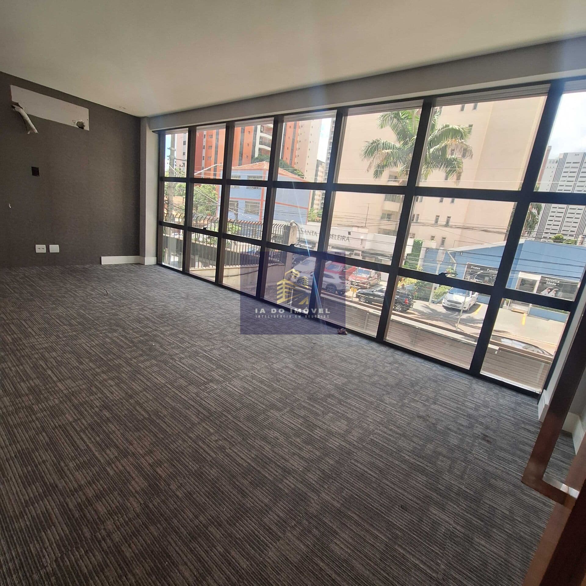 Prédio Comercial para alugar em Moema!!!