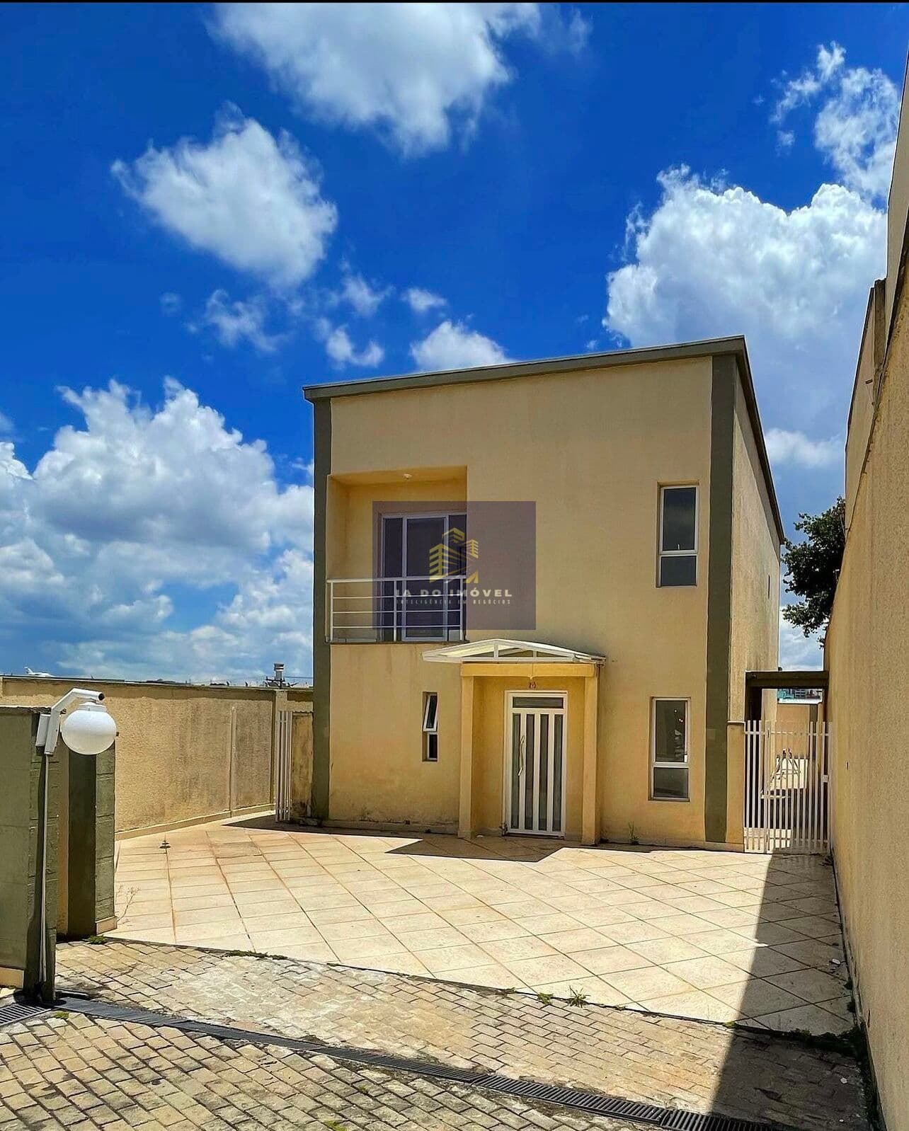Casa em Condomínio com 4 quartos, 3 a 4 vagas no Planalto Paulista!