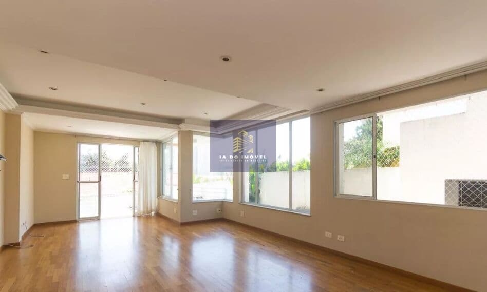 Linda Casa, com Piscina, Á Venda.