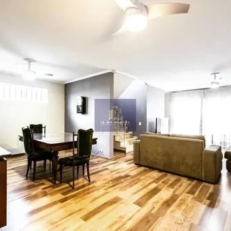 Casa maravilhosa no Planalto Paulista com 3 dormitórios, 243 m de terreno!