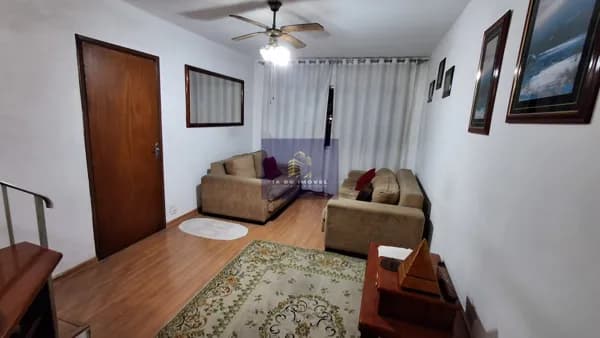 Casa à venda na vila Santa Catarina!!!