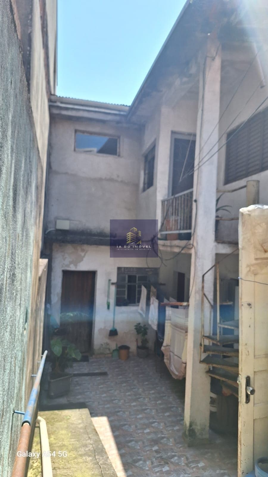 Terreno com 3 casas para renda ou para Stúdios na Vila Mascote!!!