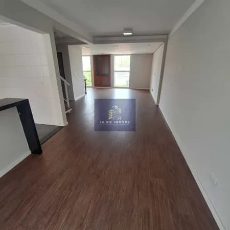 Casa com 3 dormitórios, suíte na Chácara Monte Alegre!!1