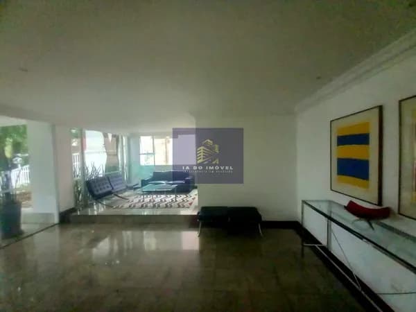Apartamento em São Paulo - Indianópolis