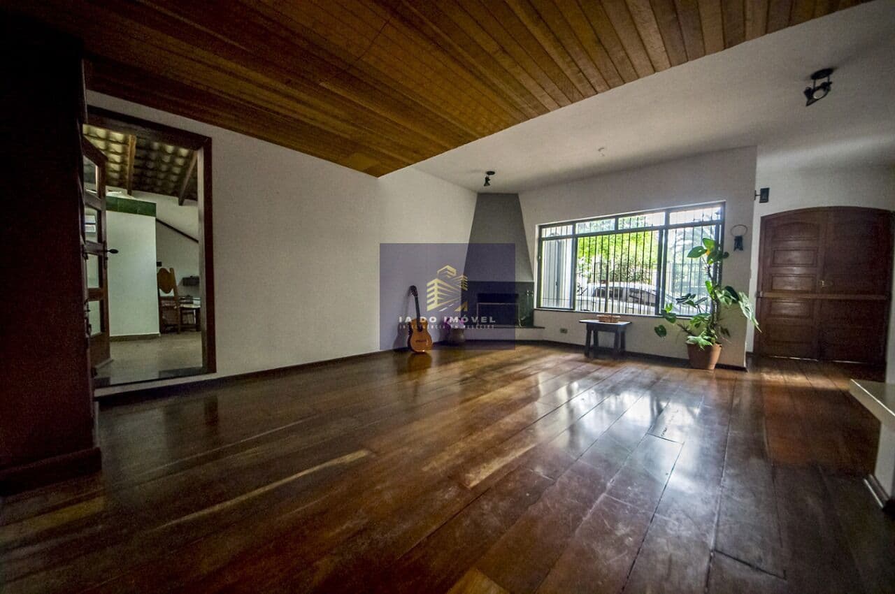 Casa para alugar no Campo Belo!!!