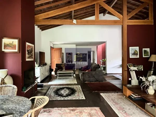 Casa Alto Padrão à venda !!!