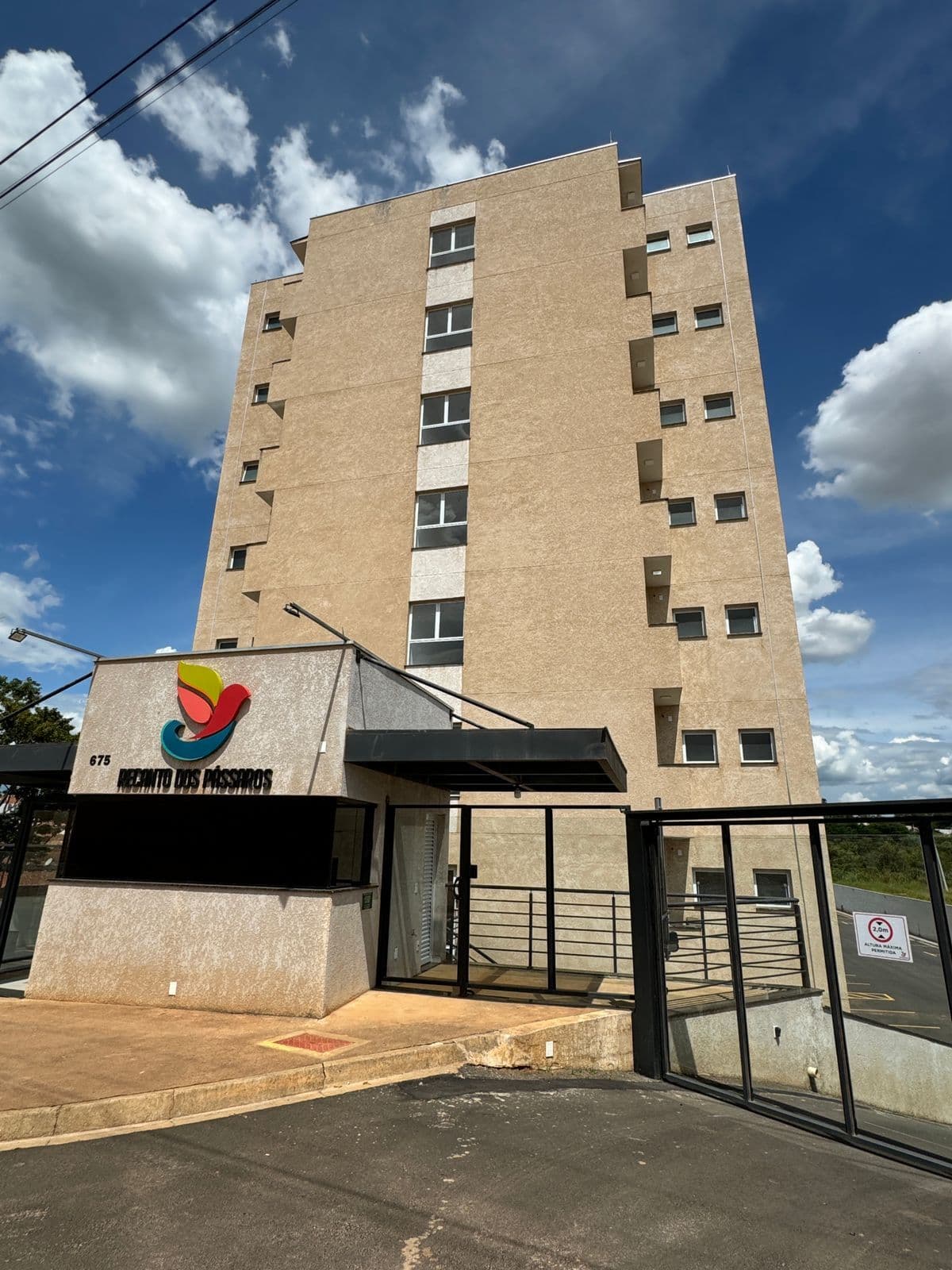 Apartamento em Itapira - Pires