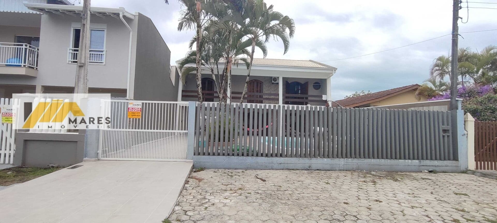 Sobrado em Pontal do Paraná - Balneário Itapuã