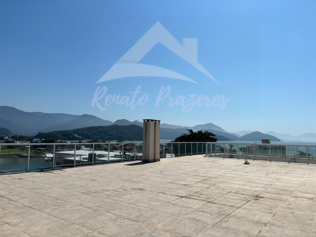 Cobertura duplex de 500m2, 3 dorm e vista mar à venda em Itaguá, Ubatuba/SP