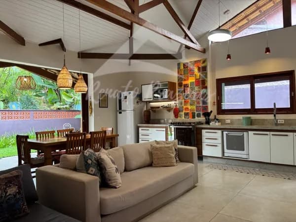 Casa c 03 dorms , piscina e area gourmet ,por R$1.830.000,00, Ressaca, Ubatuba/SP