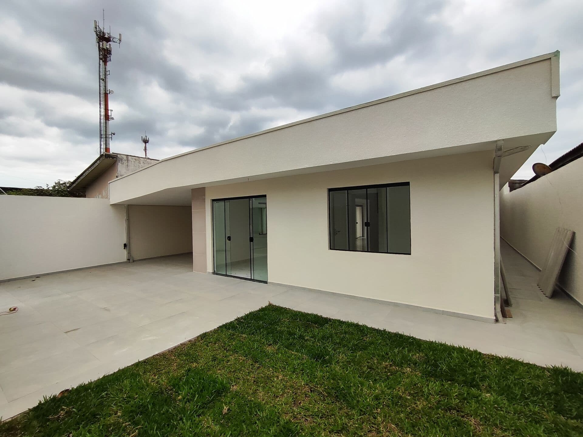 Casa em Paranaguá - Vila Cruzeiro