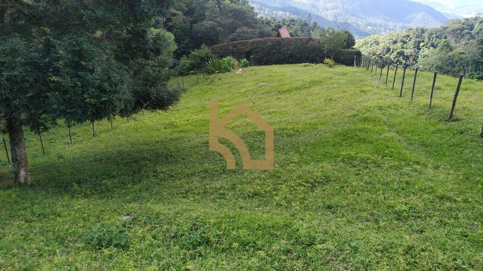 VENDA EXCELENTE TERRENO NO CASCATINHA