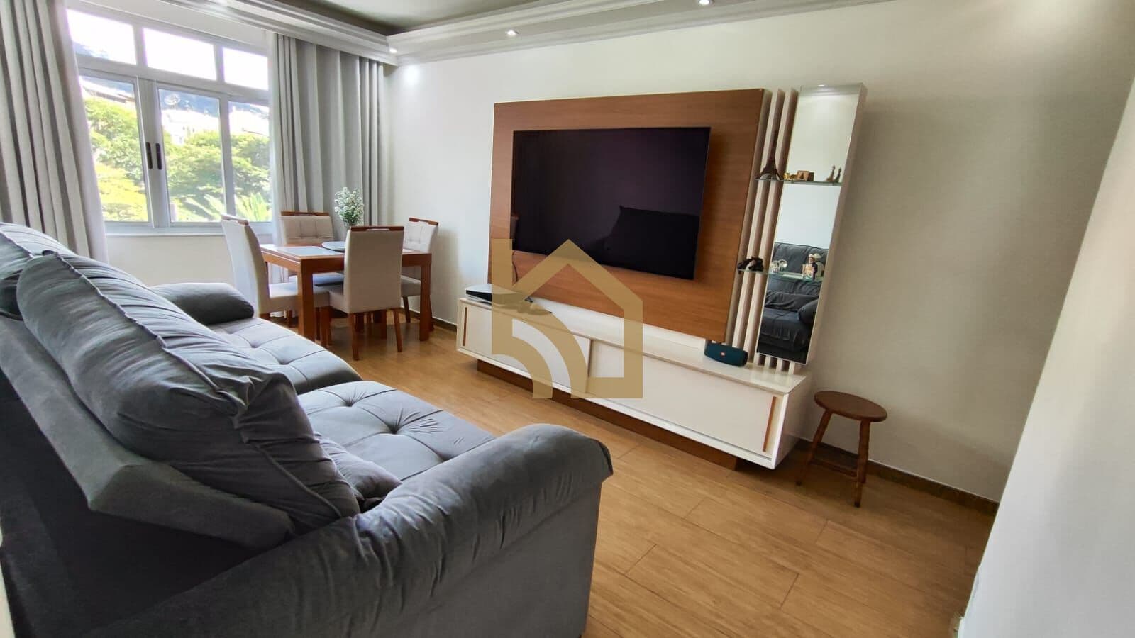 Apartamento em Nova Friburgo - Centro