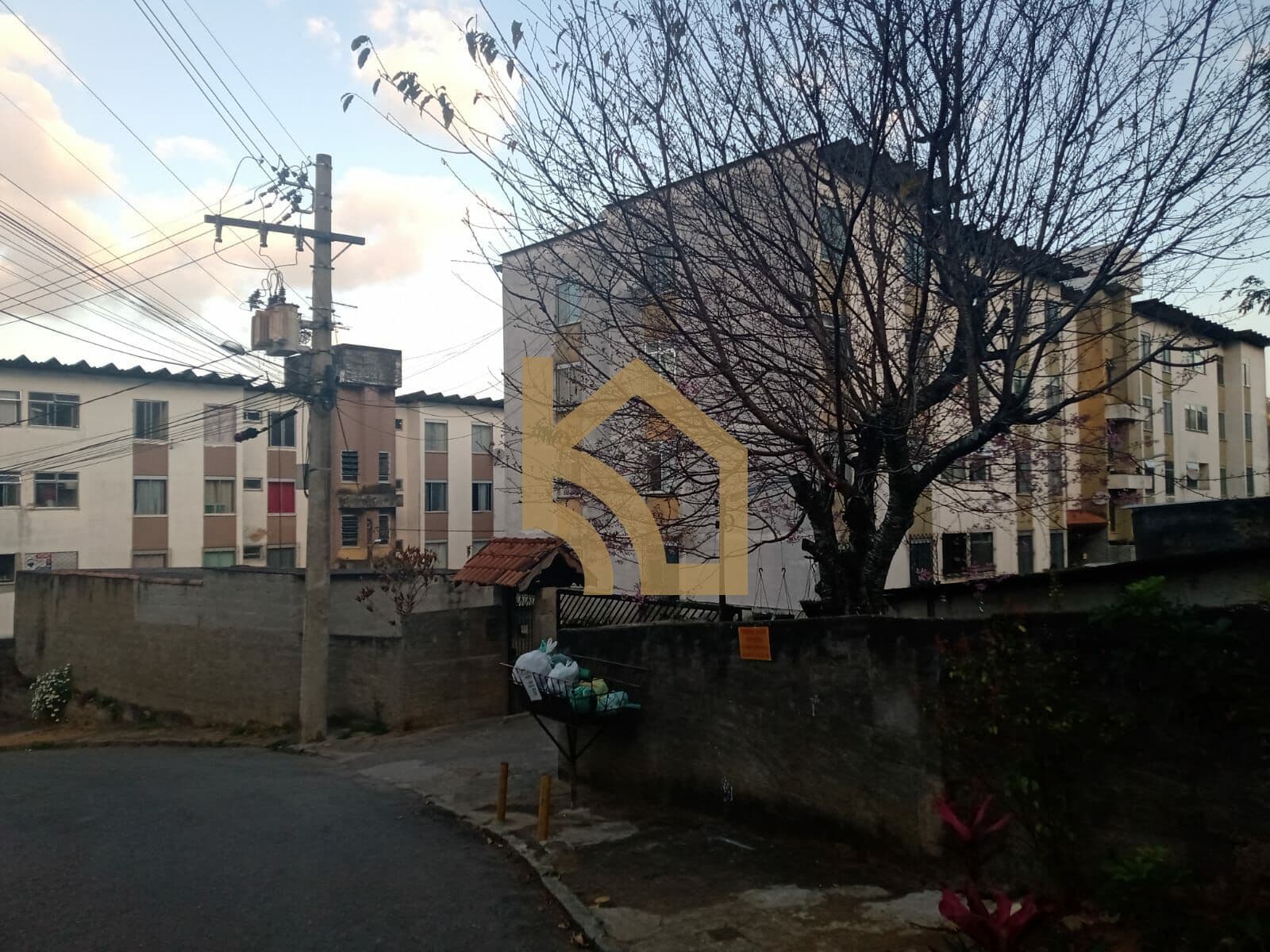 VENDA AP JARDIM CALIFÓRNIA