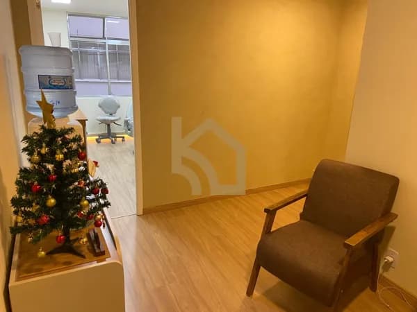 VENDA SALA COM 30M2 NO CENTRO DE NOVA FRIBURGO RJ