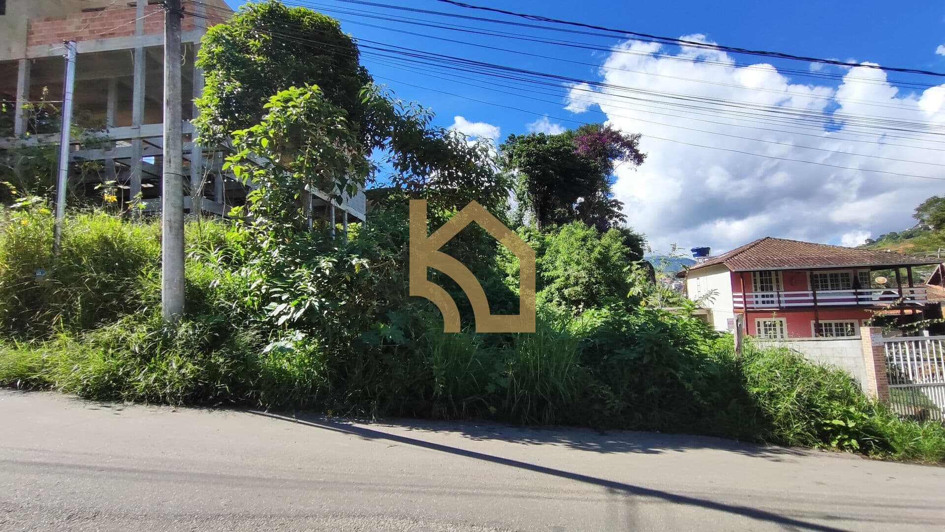 VENDA LOTE EM NOVA SUIÇA - ACEITA FINANCIAMENTO
