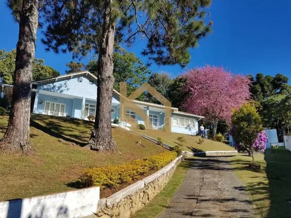 Casa à venda em Nova Friburgo/RJ