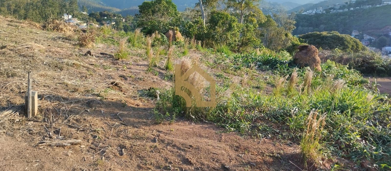 VENDA DE LOTE EM NOVA SUIÇA COM PROJETO JÁ APROVADO - ACEITA FINANCIAMENTO