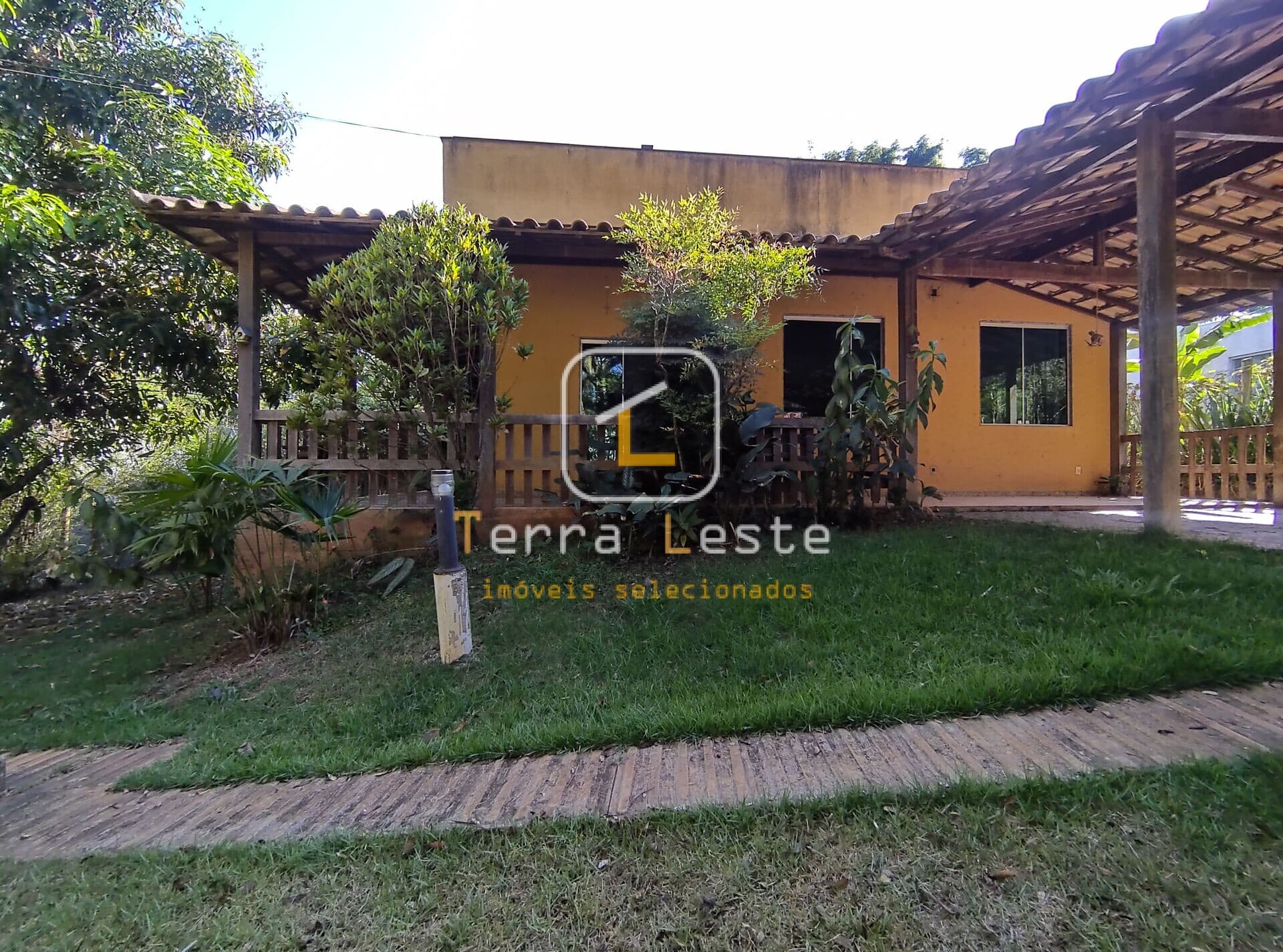 Casa em Brumadinho - PALHANO