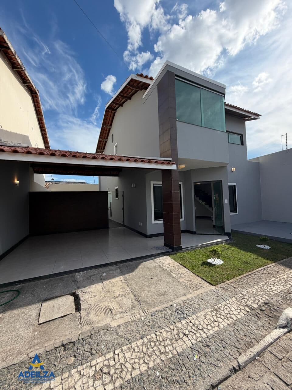Casa em Feira de Santana - Lagoa Salgada