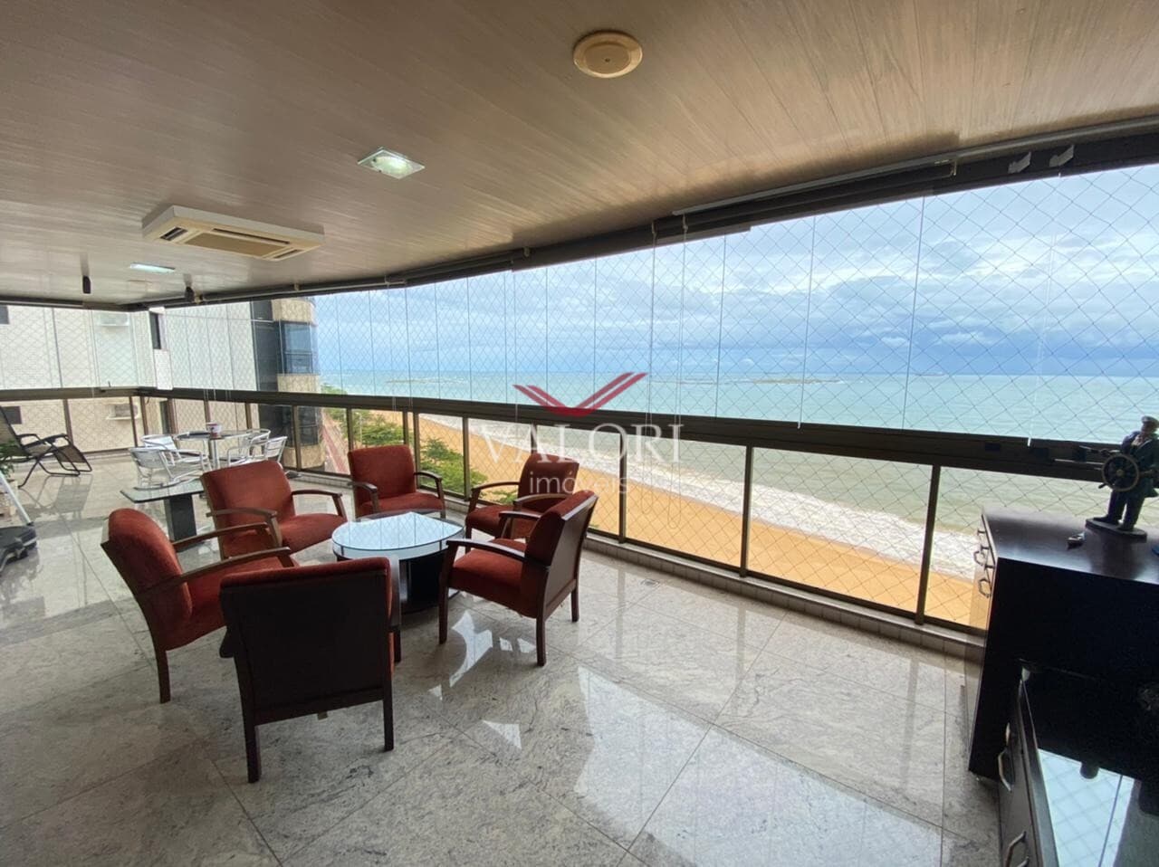 Apartamento Alto Padrão 4 quartos de frente pro mar