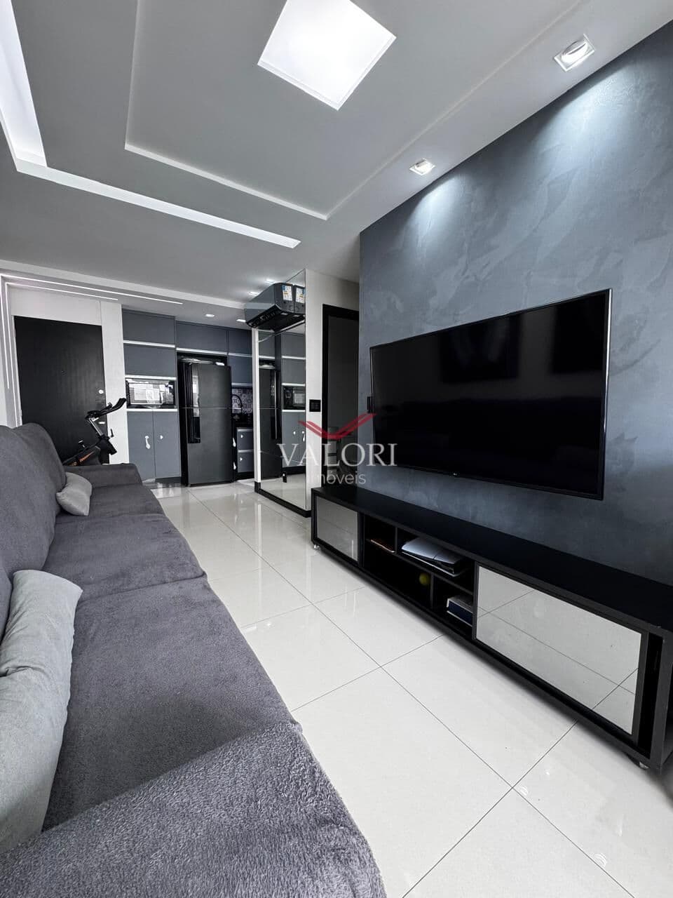 Apartamento de 2 quartos, 1 suíte, porteira fechada com vista para o mar da Praia de Itaparica