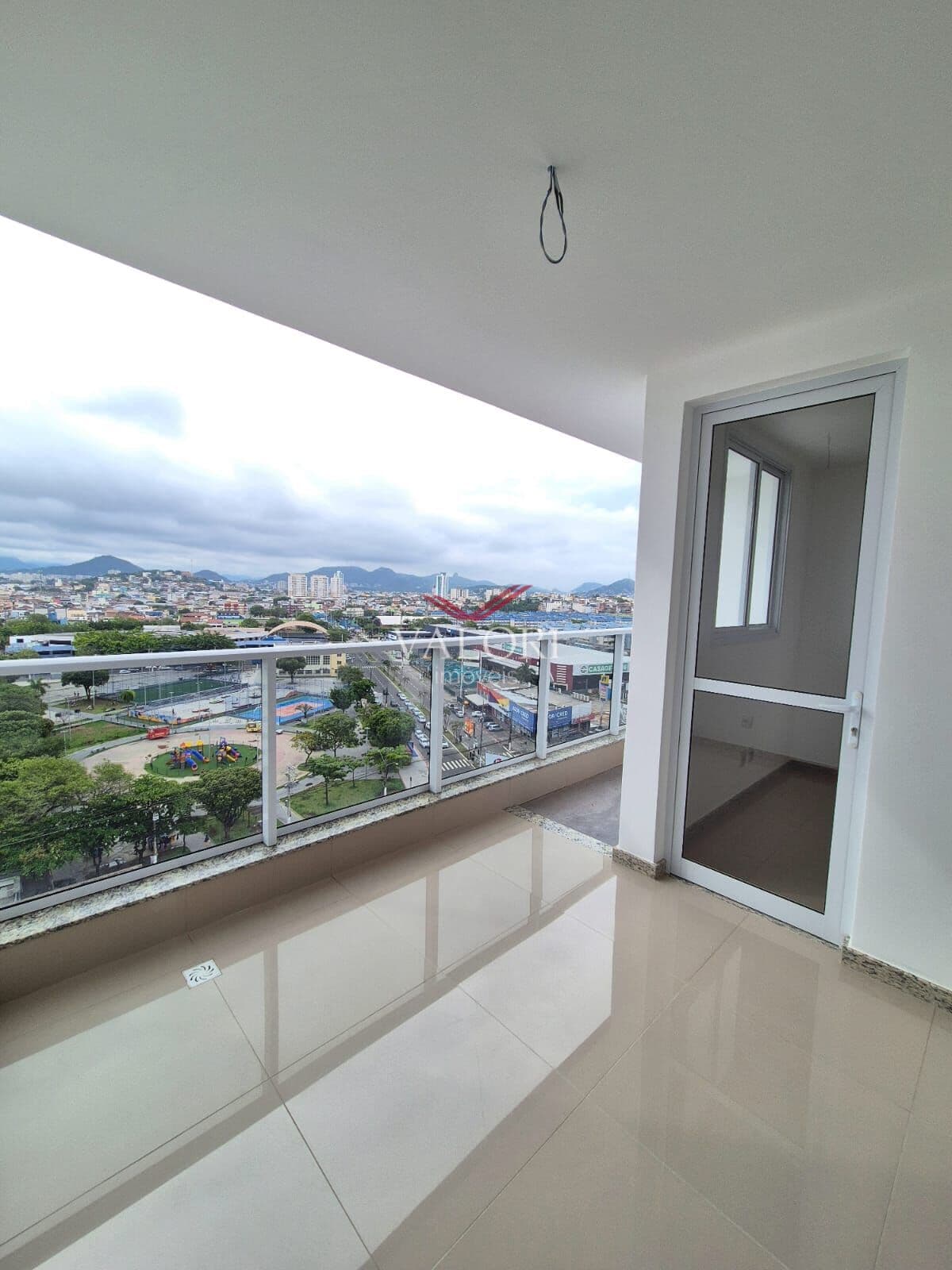 Apartamento 03 quartos próximo do mar.