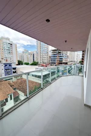 Apartamento na Praia da Costa, 3 Quartos sendo 1 Suíte