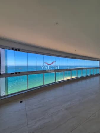 Apartamento de Alto Padrão 4 Suites Frente para o Mar de Beverly Hills em Itapuã, Vila Velha/ES