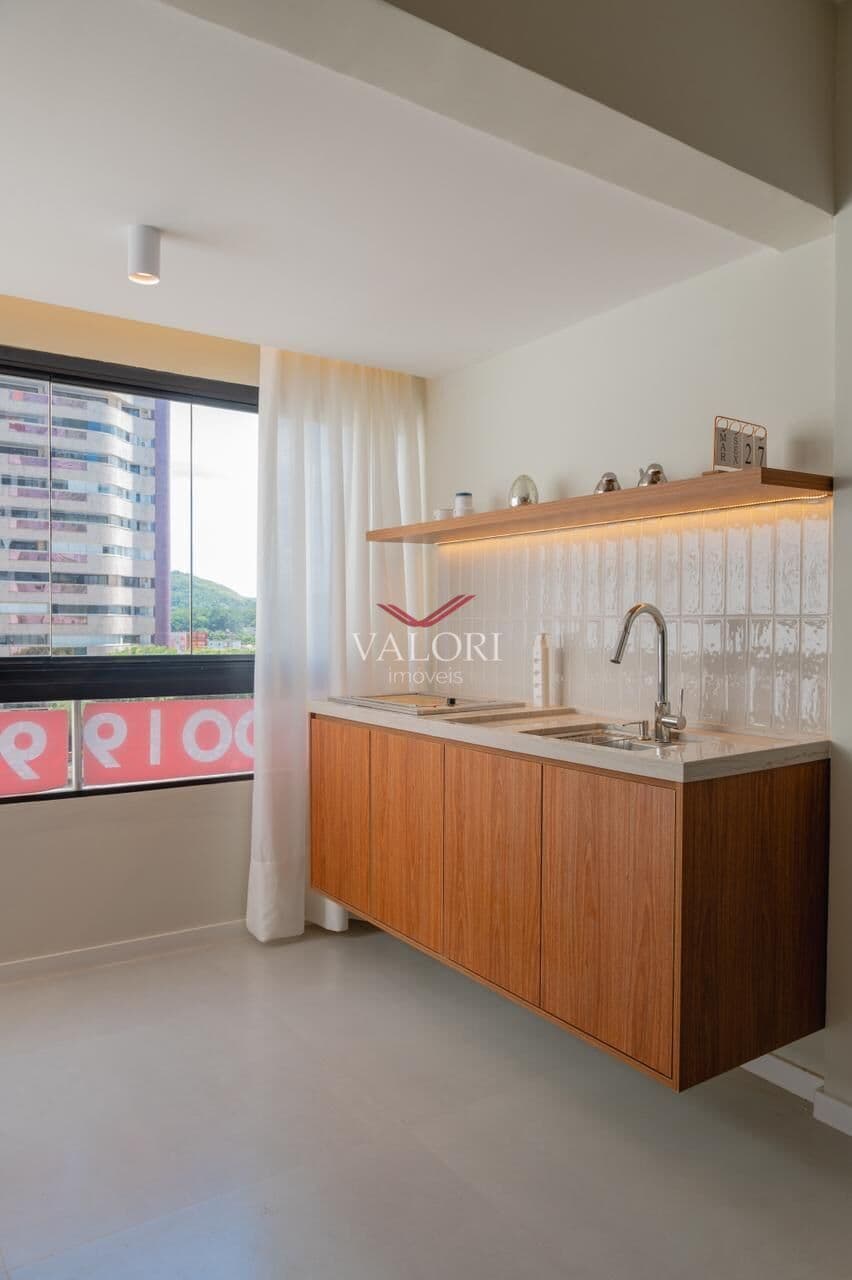 Apartamento 3 Quartos, sendo 1 Suíte no Parque das Castanheiras com Vista para o Convento da Penha