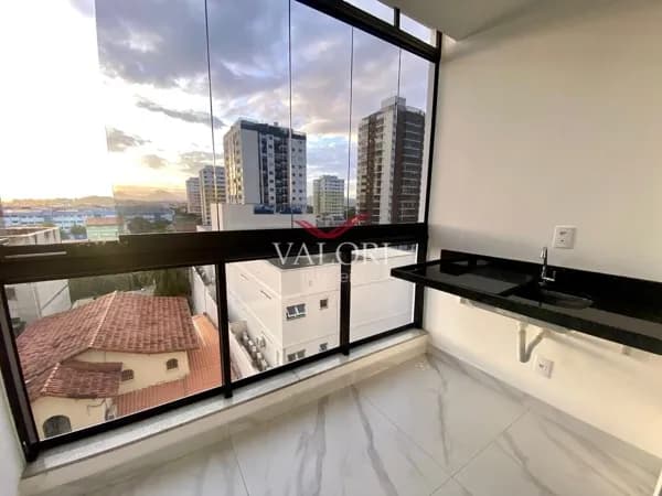 APÊ MARAVILHOSO 2 QUARTOS – 1 QUADRA DO MAR! Praia de Itaparica, Vila Velha/ES