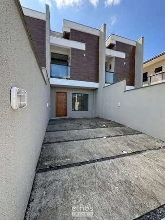 Sobrado Geminado em Pirabeiraba, Joinville/SC