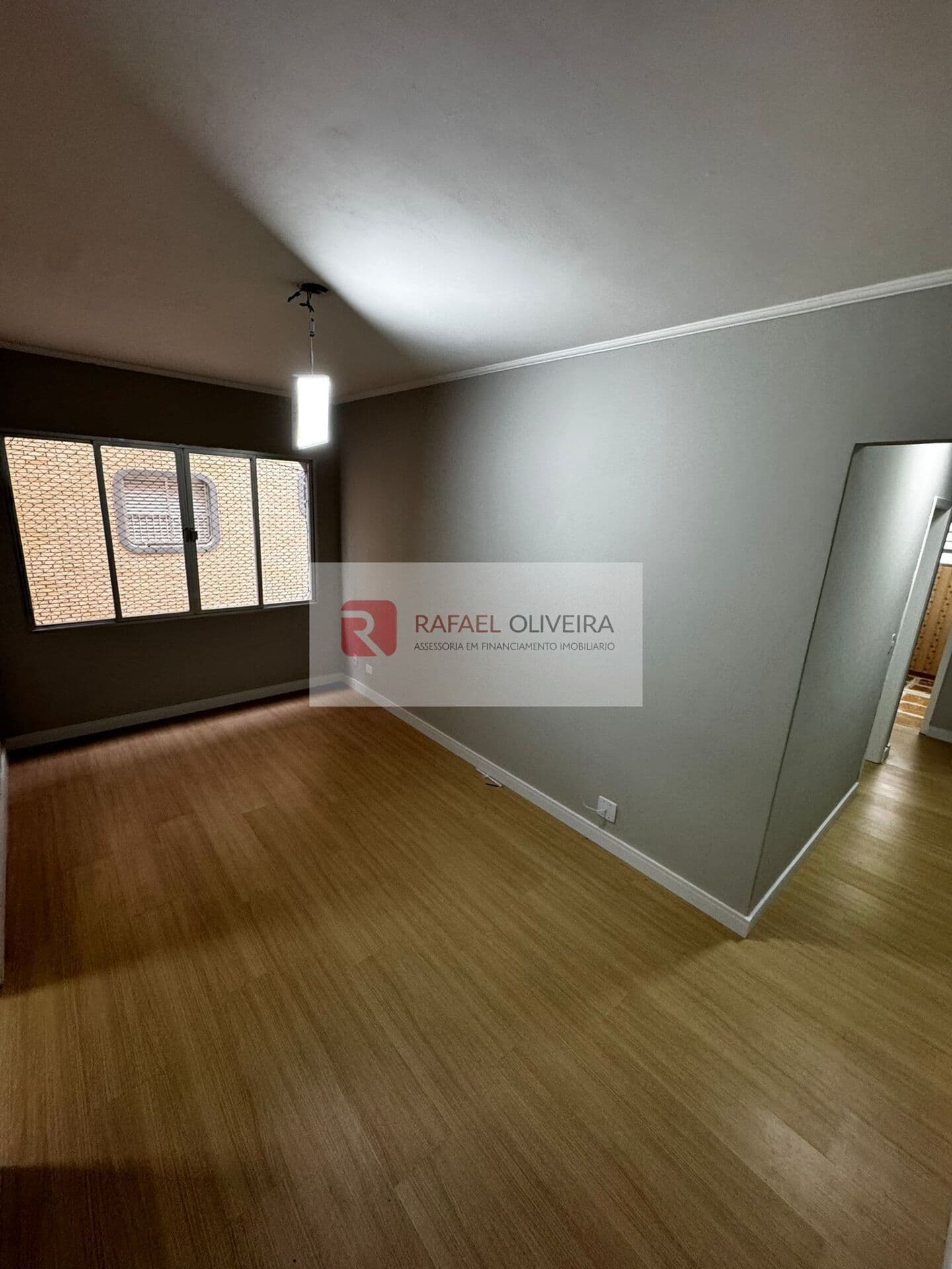 Apartamento 2 dormitorios, 2 banheiros, 1 vaga, 600 metros da praia, ao lado da feirinha do Caiçara, Praia Grande/SP