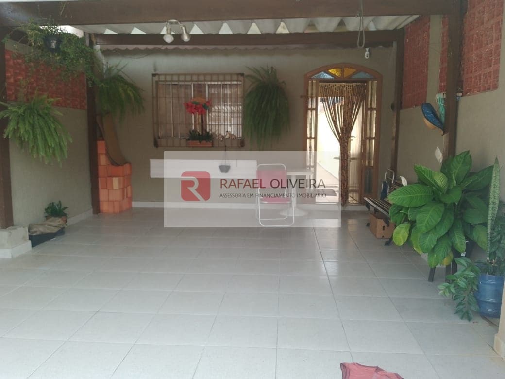 Casa Térrea 2dormitorios, 2 vagas - bairro Maracanã, Praia Grande/SP