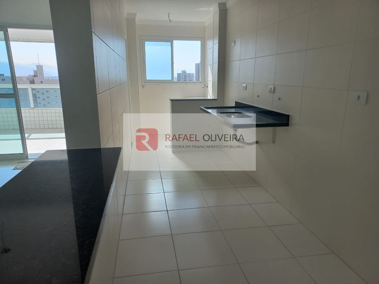 Apartamento à venda 2 dormitórios, 2 suítes, 1 vaga - Caiçara, Praia Grande/SP