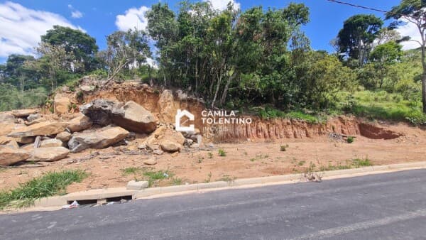 Lote/Terreno em Poços de Caldas - Jardim Bandeirantes
