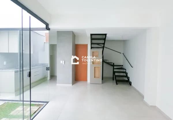 Casa Nova em Condomínio Fechado
