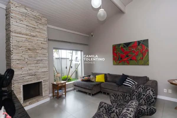 Casa em Poços de Caldas - Jardim Novo Mundo