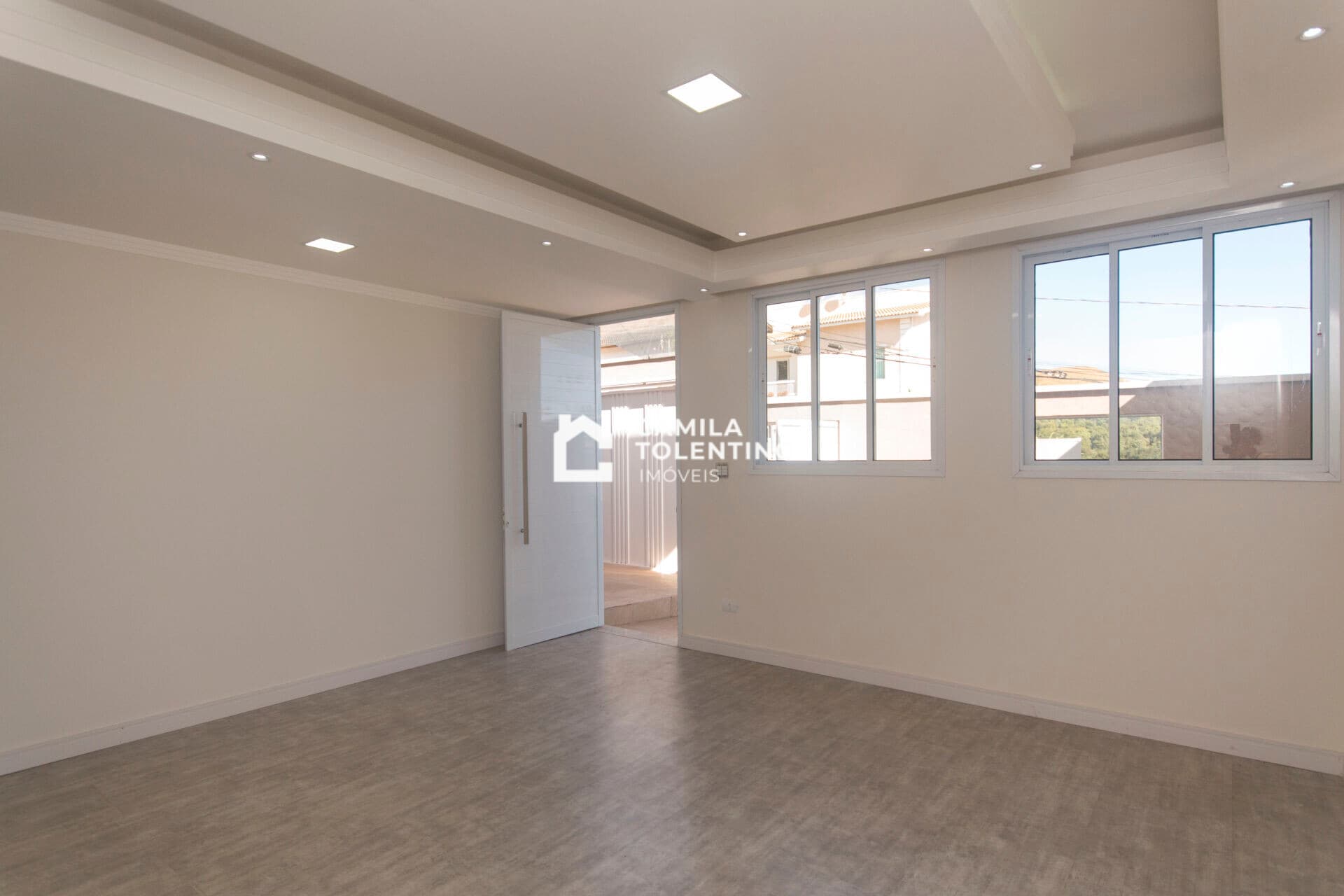 Casa Nova com lindo acabamento
