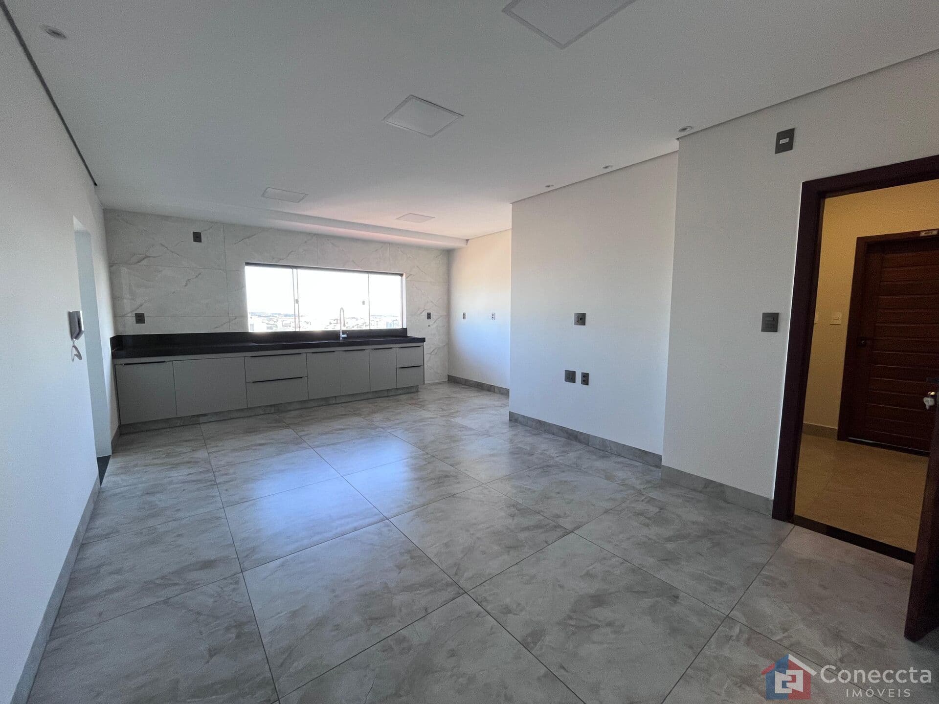 Apartamento com 2 quartos no São Francisco – 83m²