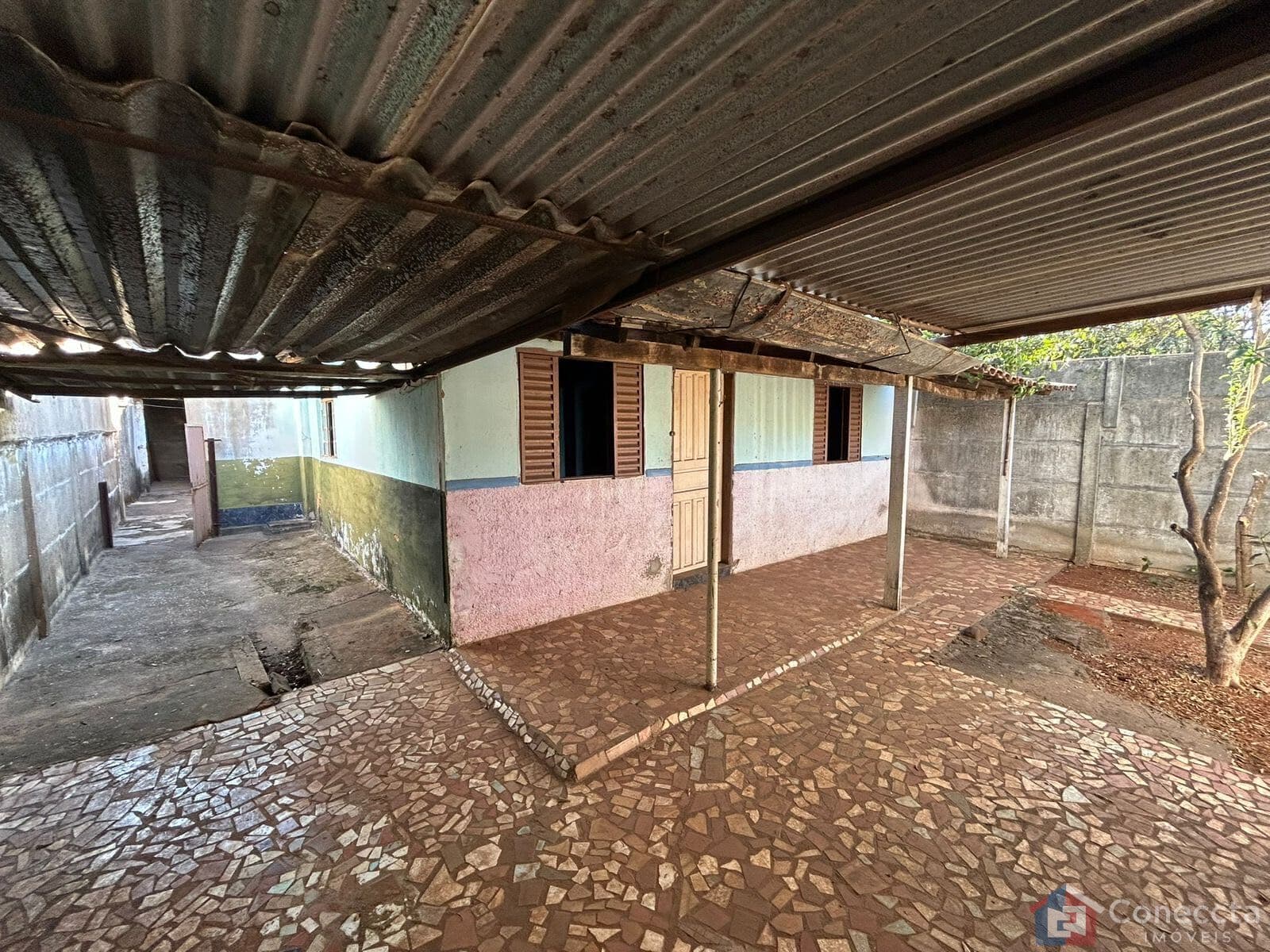 2 casas à venda no bairro Cristo Redentor em Patos de Minas – entrada independente – R$170 mil