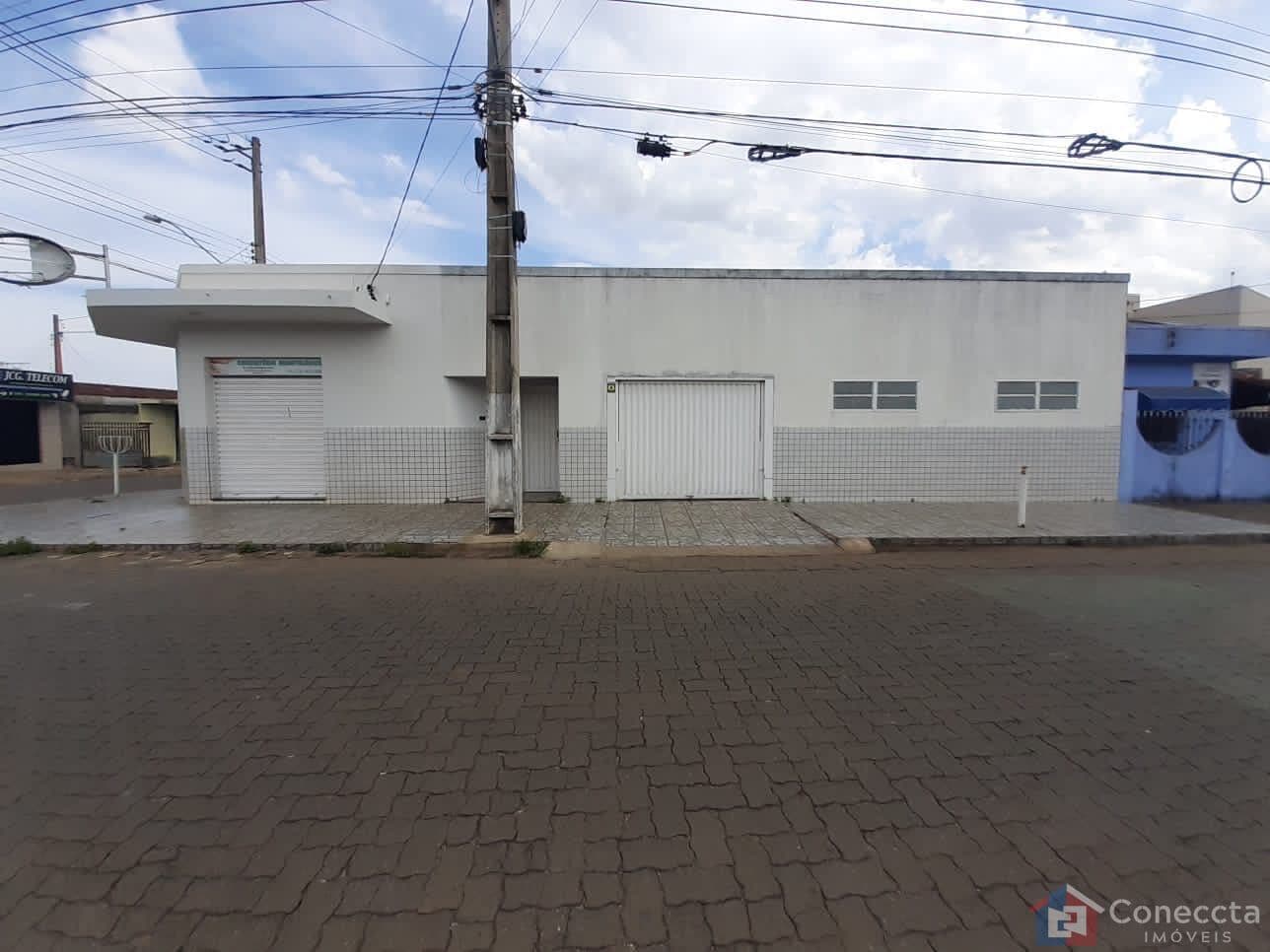 Casa à Venda no Cristo Redentor – 3 Quartos, 2 Lojas Comerciais e 2 Vagas