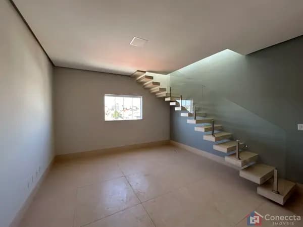 Cobertura Duplex à Venda no Bairro Sobradinho - 3 Dormitórios, Suíte, Jacuzzi e Área Externa Privativa