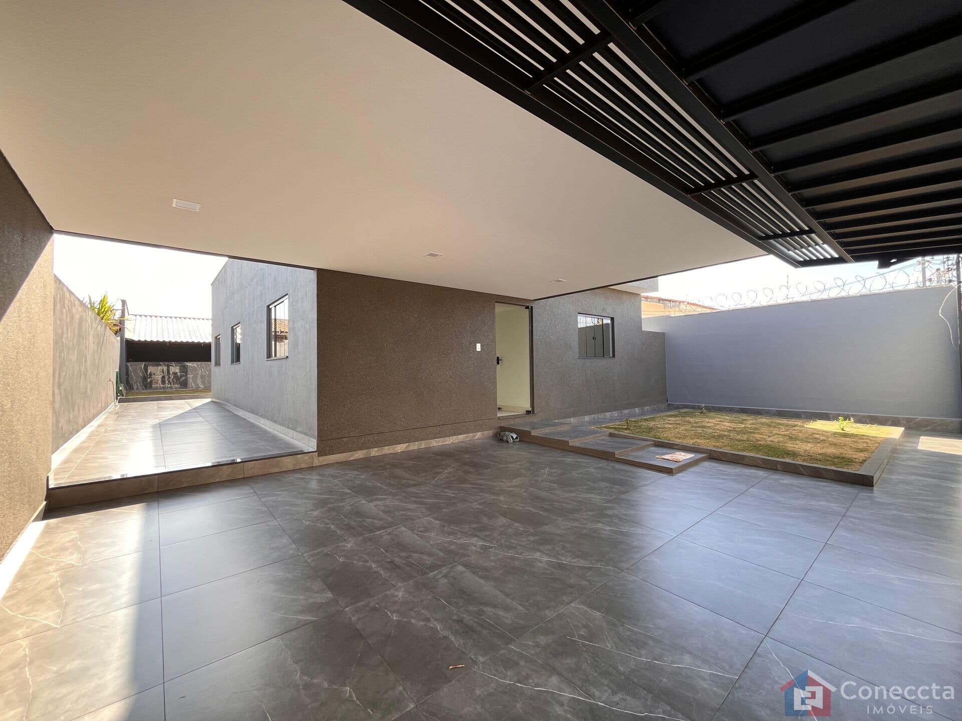 Casa à Venda no Residencial Gramado em Patos de Minas – 3 Quartos + Área Gourmet – 750 mil