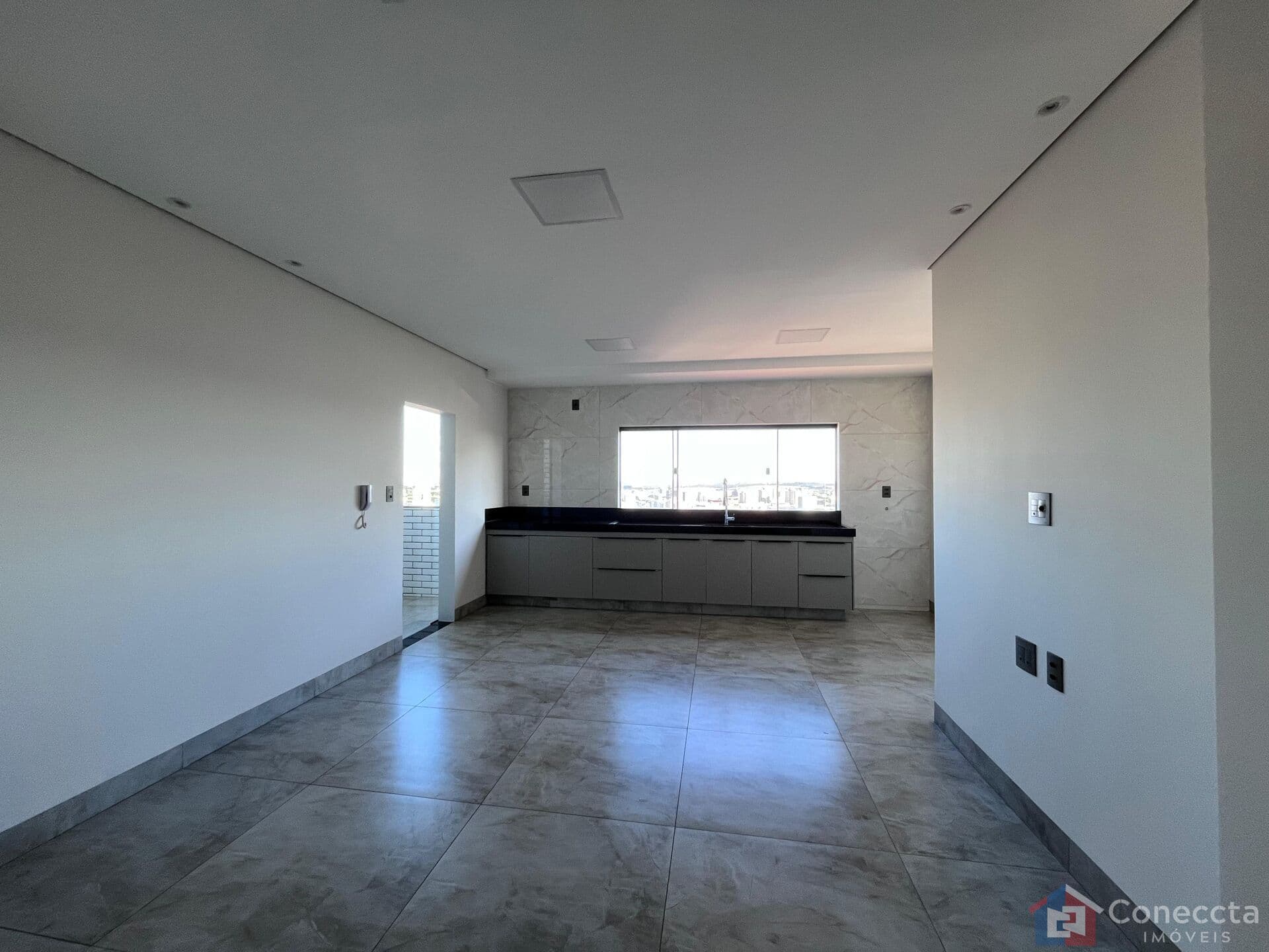 🏢 Apartamento com 3 Quartos (1 Suíte), 93m² – Amplo e Bem Localizado!