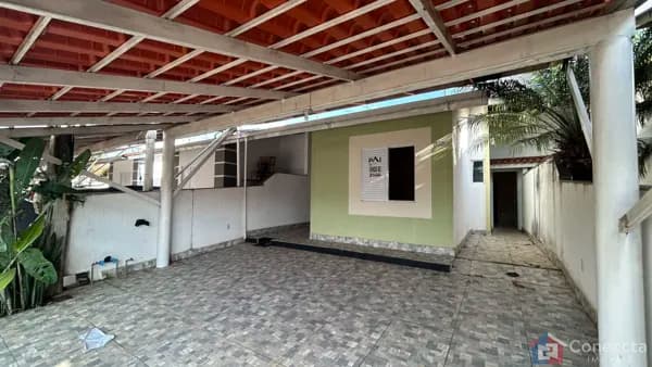 Casa à Venda no Condomínio Terra Nova, bairro Bela Vista em Patos de Minas – 2 Suítes