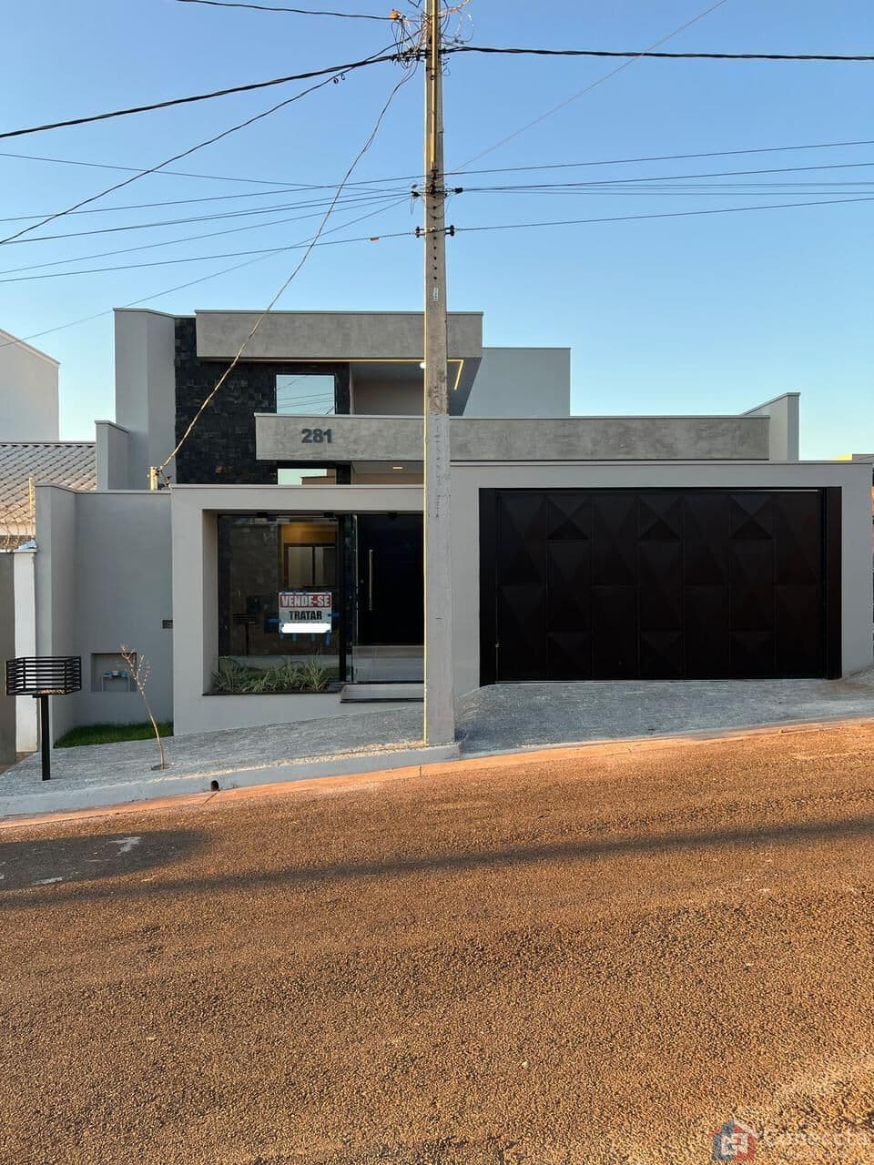 Casa Moderna à Venda com 3 Quartos e Área Gourmet no Afonso Querioz – Patos de Minas