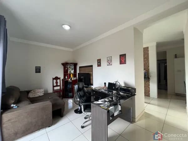 Apartamento com Suíte à Venda no Bairro Laranjeiras em Patos de Minas-MG Imóvel com 2 Quartos, 69m² e Localização Tranquila em Patos de Minas