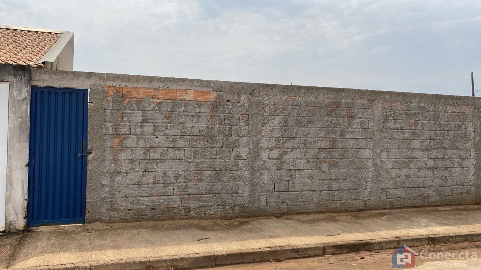 Terreno à Venda no Bairro Planalto em Patos de Minas | Lote com 332m²